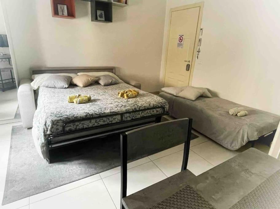 La Venezia'S Studio Flat Livorno Esterno foto