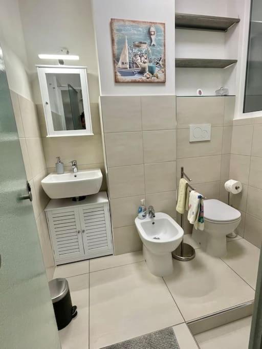 La Venezia'S Studio Flat Livorno Esterno foto